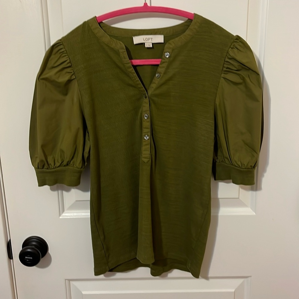 Loft short sleeve Henley with cotton puff sleeves